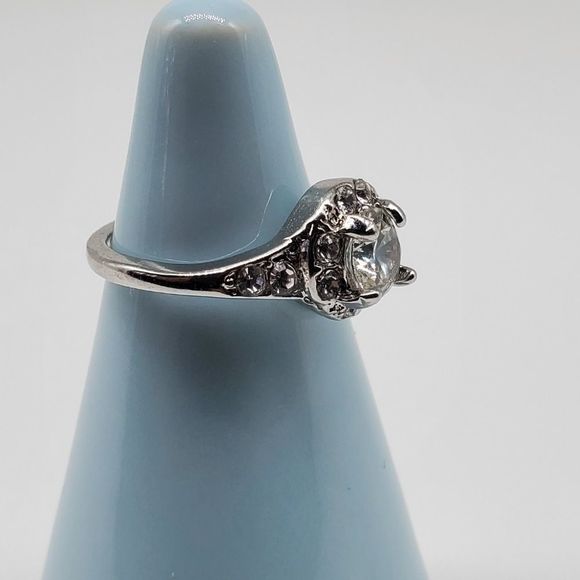 CZ Fashion Ring - Picture 5 of 6